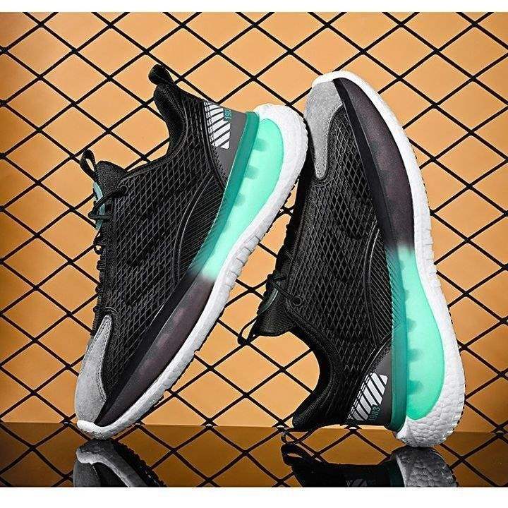 2025New Men's Running Shoes Versatile Low-top Casual Shoes Men's Sports Shoes Soft Sole Trendy Breathable Shoes