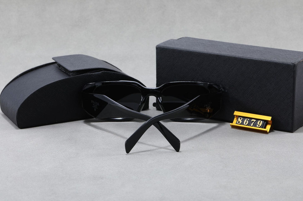 New P Home Sunglasses Europe and America ins Fashion Trade Sunglasses Cat Eye Small Frame Retro High-end Feel2660Same Style