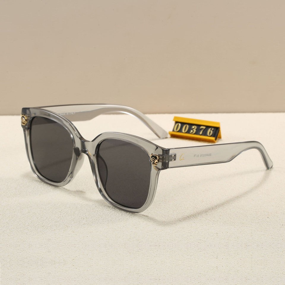 New Small Square Frame Sunglasses for Women ins Internet Celebrity Hot-Selling Item Sun Protection Sunglasses Trendy Street Style Glasses with Strap logo