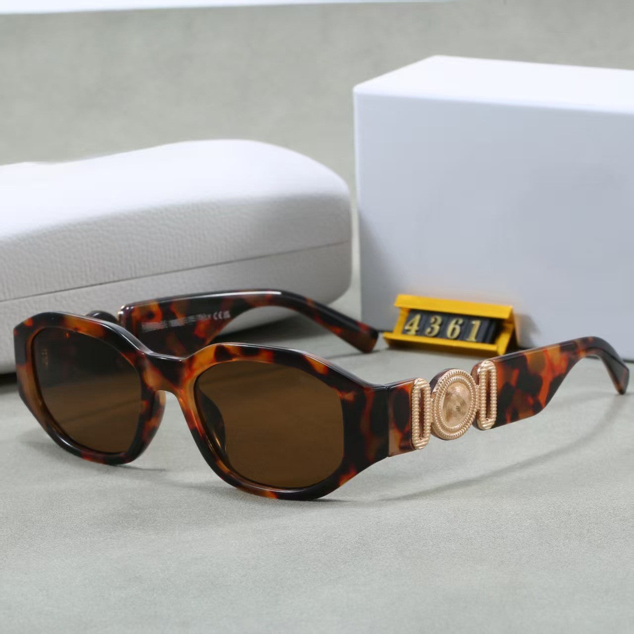 2025New Head Sunglasses European and American Fashion Trend Light Luxury Sunglasses High-end Classic Versatile Factory Wholesale