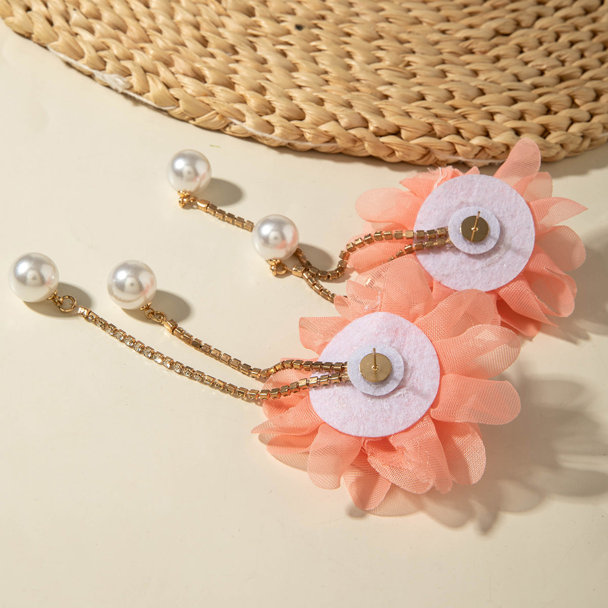 European and American Style Exaggerated Imitation Pearl Tassel Flower Earrings Fresh and Elegant Temperament Earrings for Women