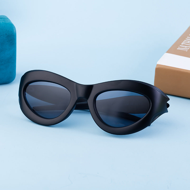 European and American Millennium Y2K Cat Eye Sunglasses Women's Cycling Windproof Sunglasses Women's Glasses Wholesale sunglasses