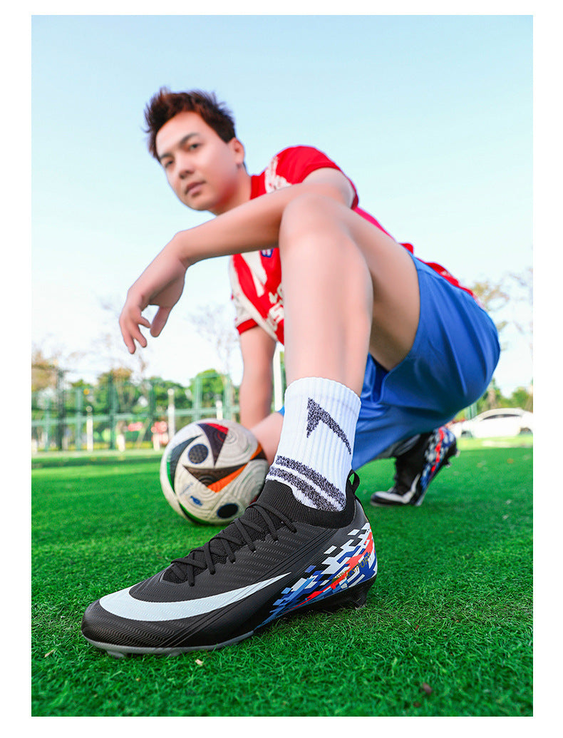New Large Size Long Spike Football Shoes Low Top Youth Competition Training Student Football Sports Shoes
