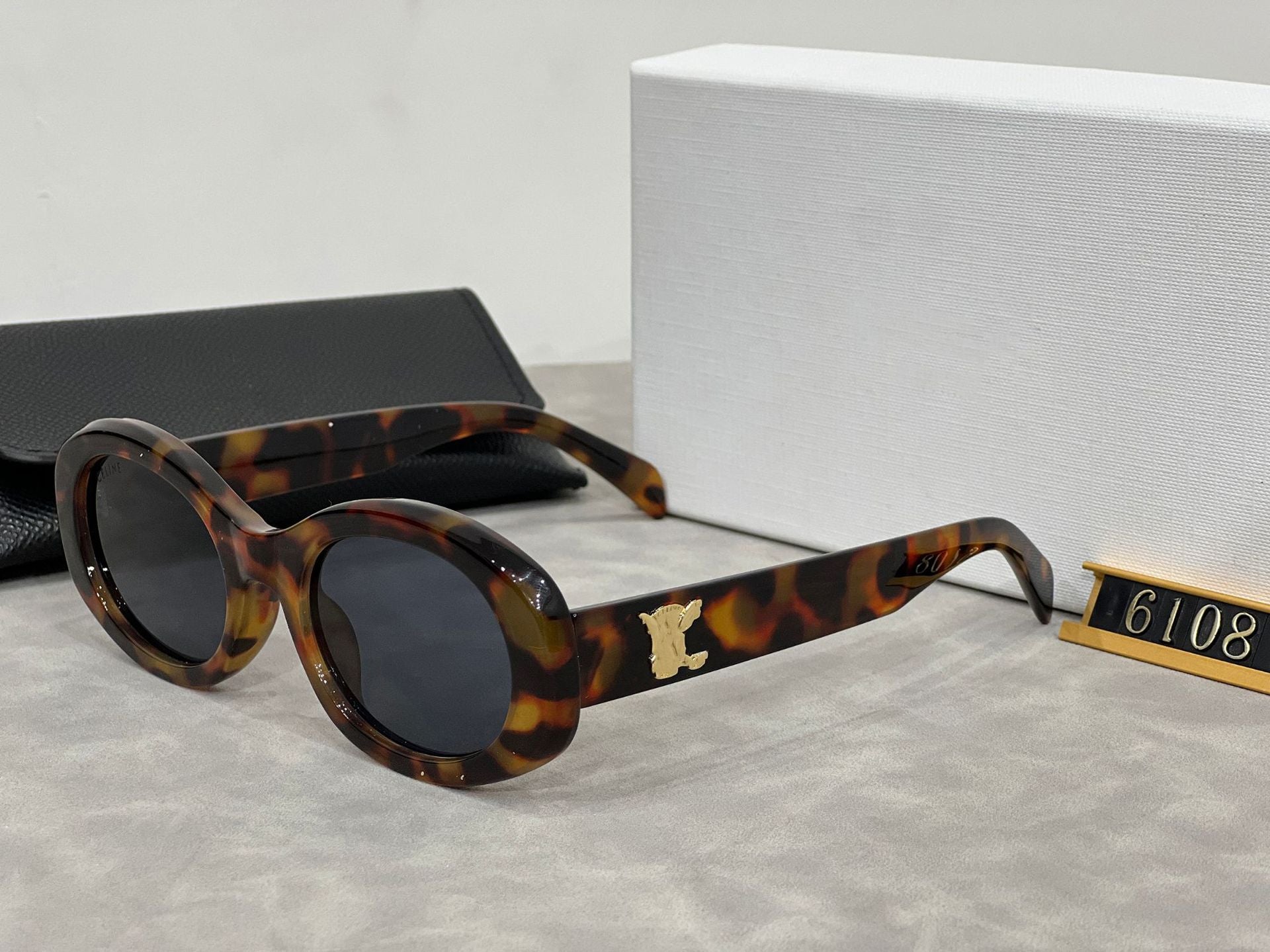 Vintage European and American Style Cat Eye Sunglasses for Women Trendy New Sunglasses with Celine Letters High-end UV Protection Glasses