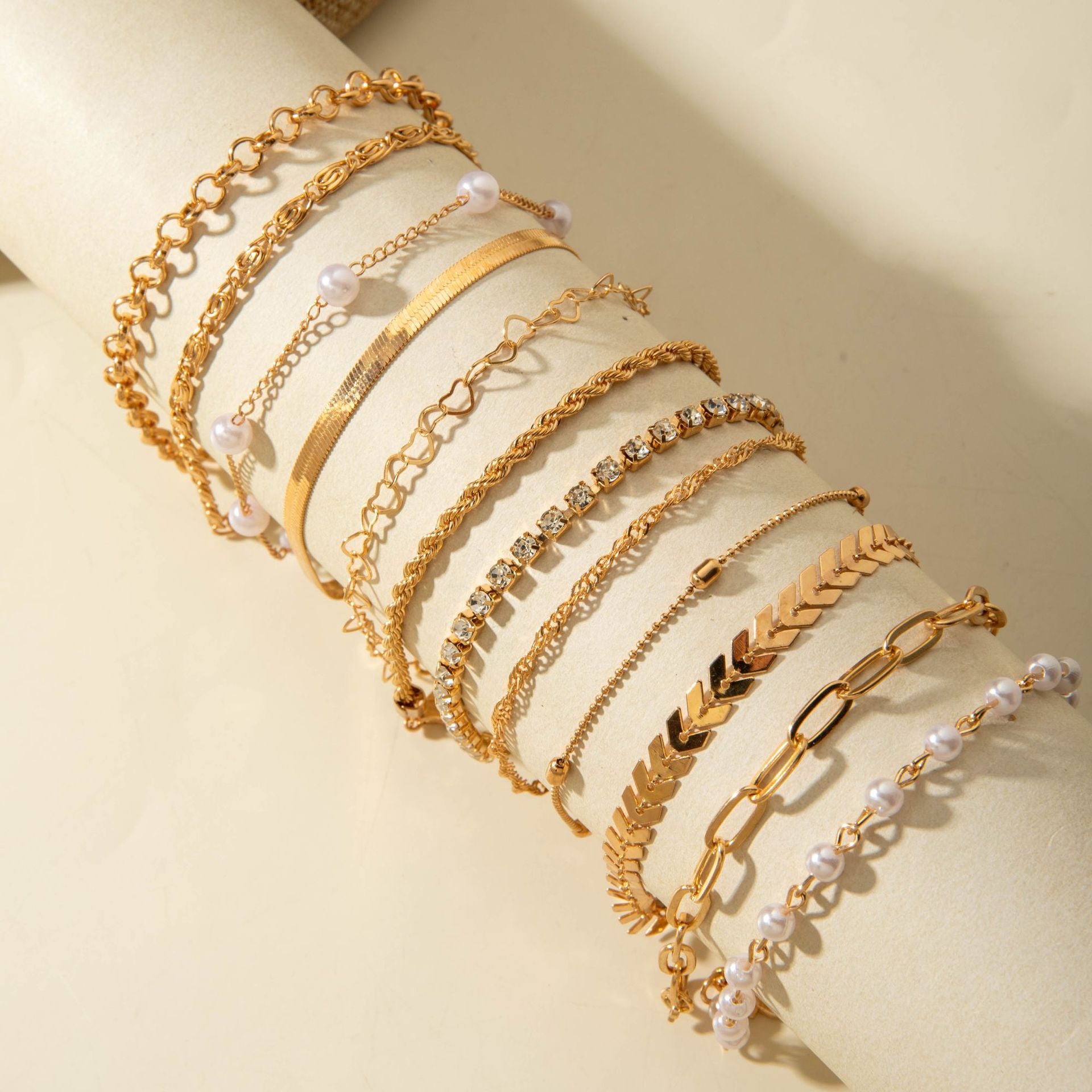 Fashionable Versatile Bracelet with Rhinestones and Imitation Pearl Set Ornament Wholesale Bracelets