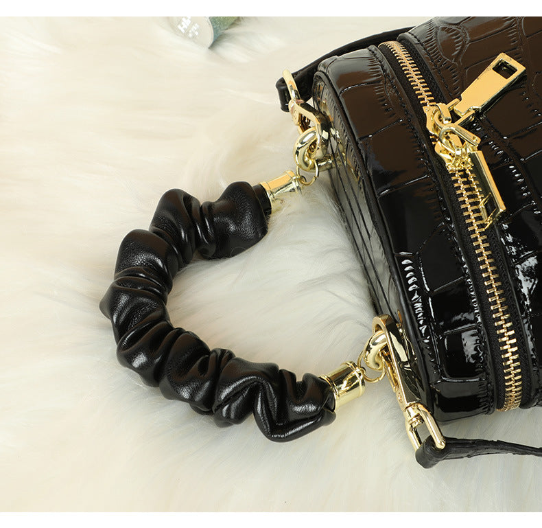 New Cowhide Crocodile Pattern Women's Bag Small Bucket Bag Retro Trendy Fashion Single Shoulder Bag Crossbody Handbag for Women