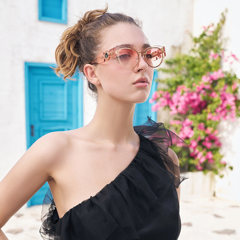 European and American Style Cat Eye Sunglasses for Women with High-end Feel ins Steampunk Frameless Sunglasses for Women Wholesale