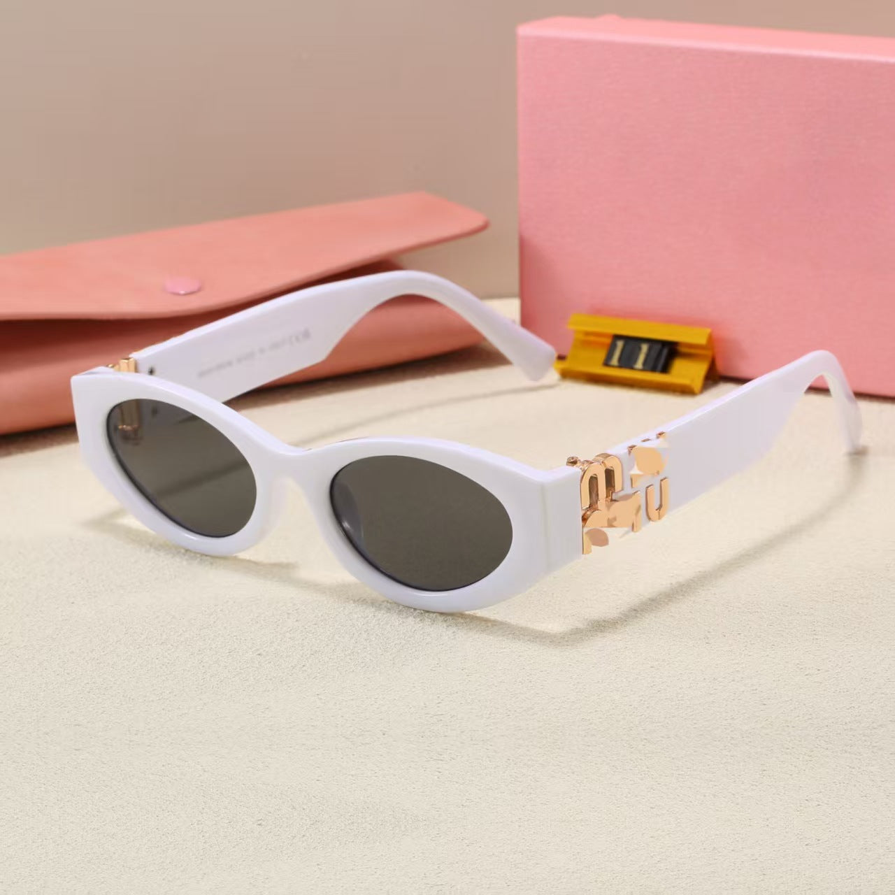 Europe and America m Letter Cat Eye Sunglasses High-End Fashion Street Style Sunglasses for Women Sun Protection Trendy Sunglasses