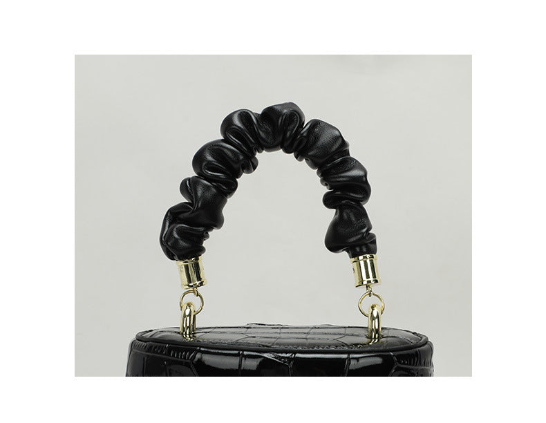 New Cowhide Crocodile Pattern Women's Bag Small Bucket Bag Retro Trendy Fashion Single Shoulder Bag Crossbody Handbag for Women