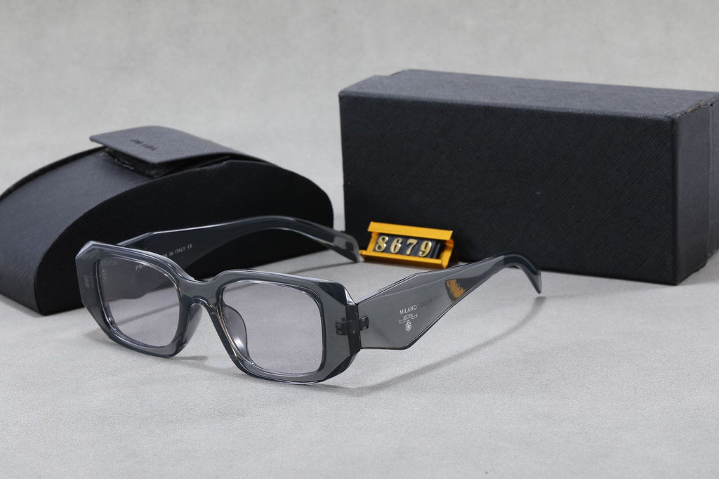 New P Home Sunglasses Europe and America ins Fashion Trade Sunglasses Cat Eye Small Frame Retro High-end Feel2660Same Style