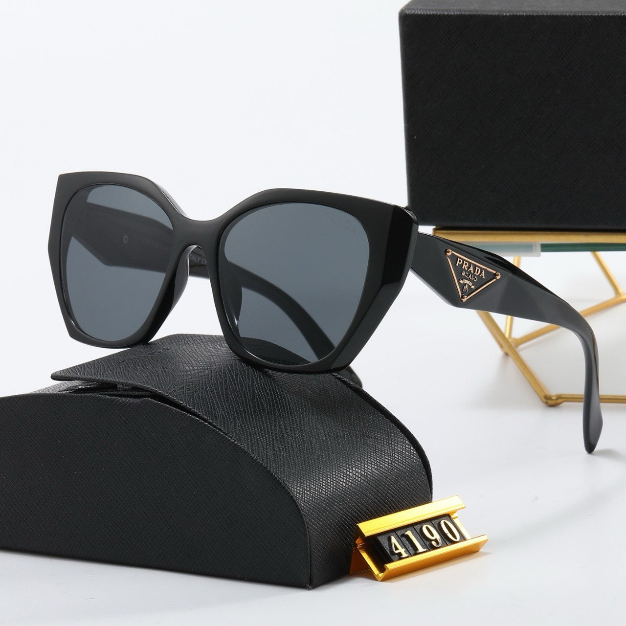 New P Home Casual Anti-UV Sunglasses Women Oval Large Frame Glasses Hot Style Sunglasses Men Luxury