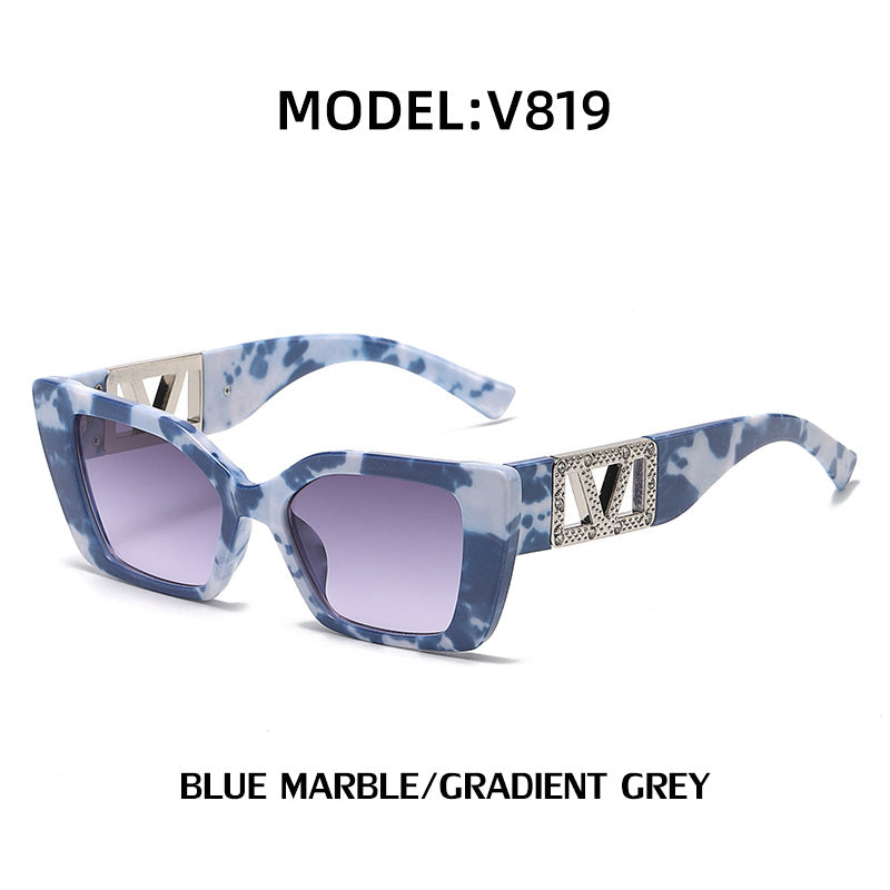 European and American Fashion Small Square Frame Sunglasses for Women, High-End Trendy Cat Eye Diamond-Studded Men's Driving Sunglasses