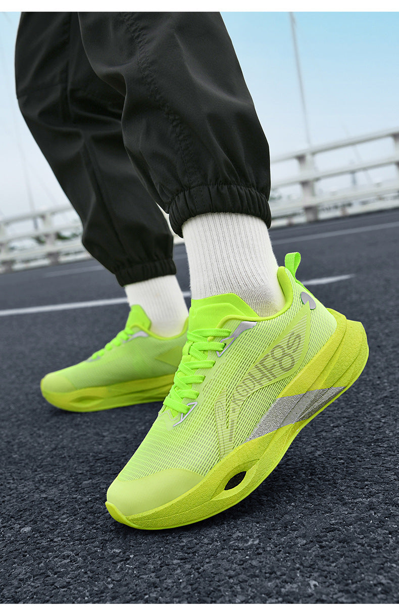Autumn and Winter New Style Wind Chasing por Double Mesh Real Explosive Carbon Plate Rebound Cushioning Running Shoes Student Racing Training Sports Shoes