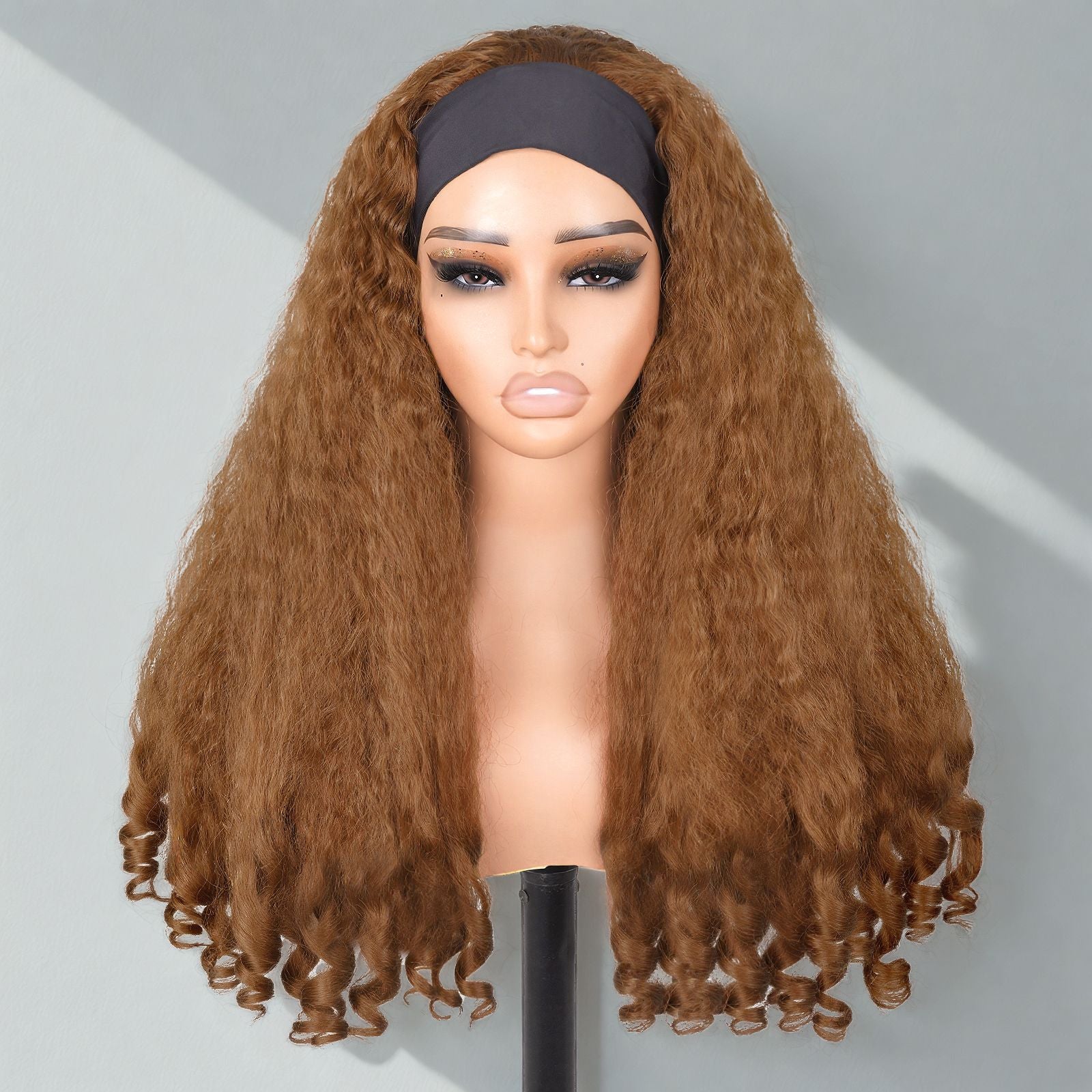 Africa YAKI Curly End Curly Hair Synthetic Wig V The top of the model is hollowed out