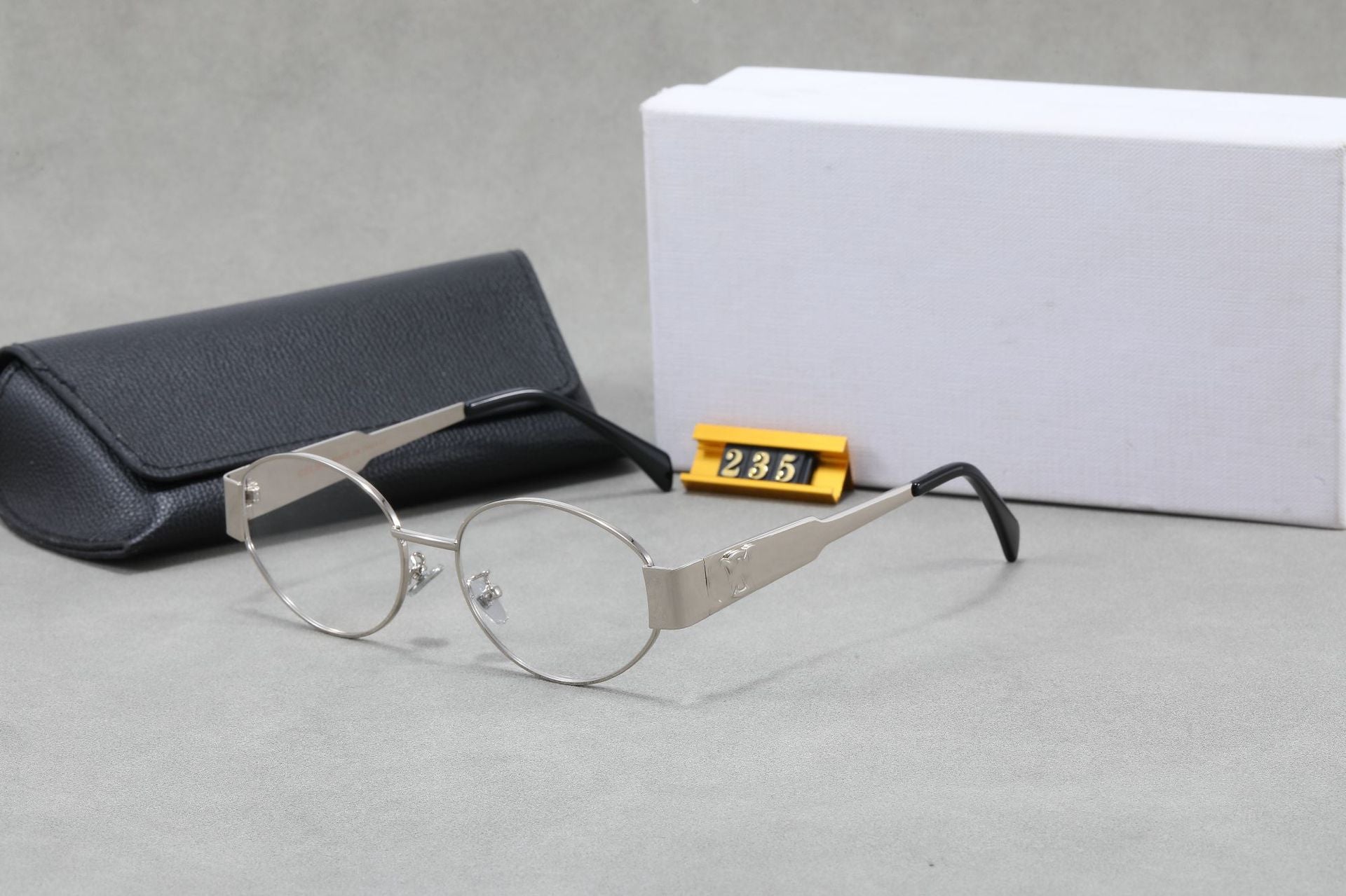 Vintage Old Money Style Metal Oval Sunglasses Sun Protection High-End Small Frame Hong Kong Style Triumphal Arch Sunglasses