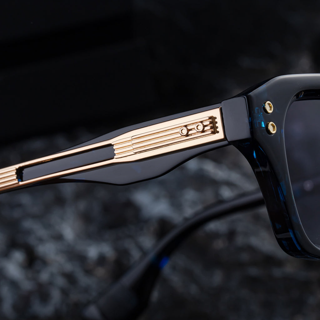 2025New European and American Fashion Square Frame Sunglasses for Men, Unique Small Frame, High-End Trendy Sun Protection Sunglasses for Men