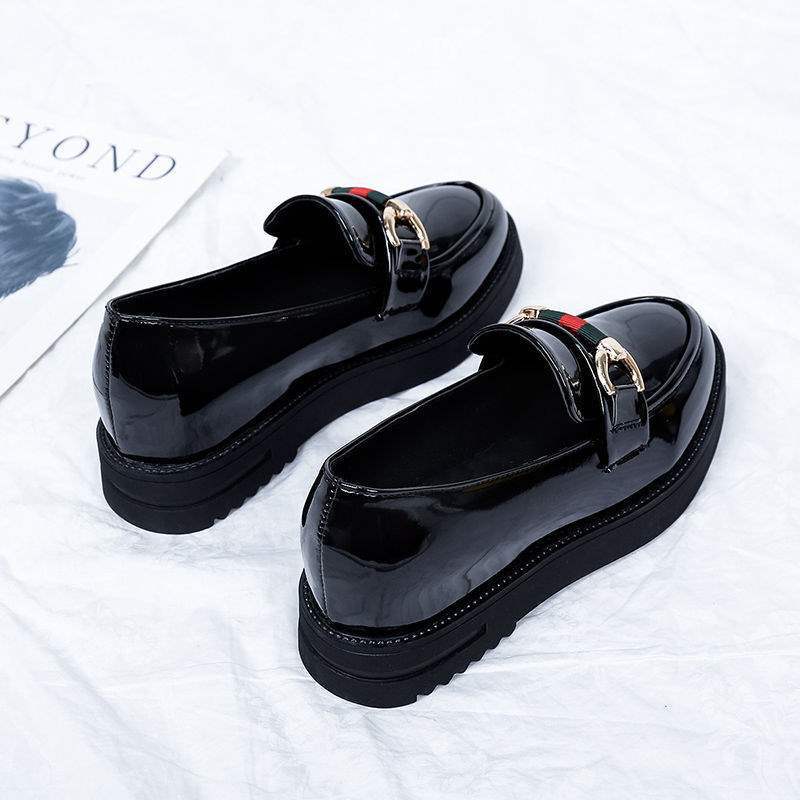 Women's Flat Shoes2025New Korean Style Versatile British Style Loafers Patent Leather Thick Sole Social Student Small Leather Shoes