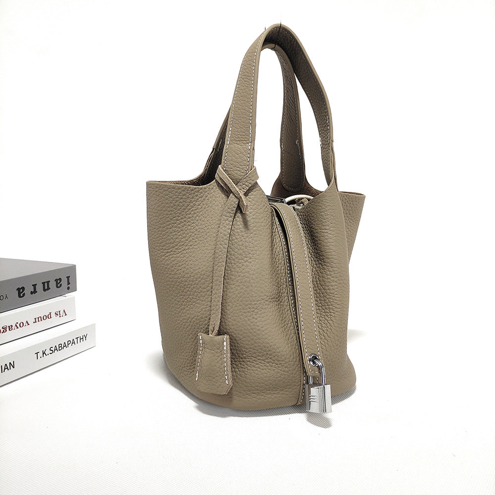 Women's Basket Bag2025New High-End First Layer Cowhide Bucket Bag Casual Handheld Women's Tote Bag Trendy
