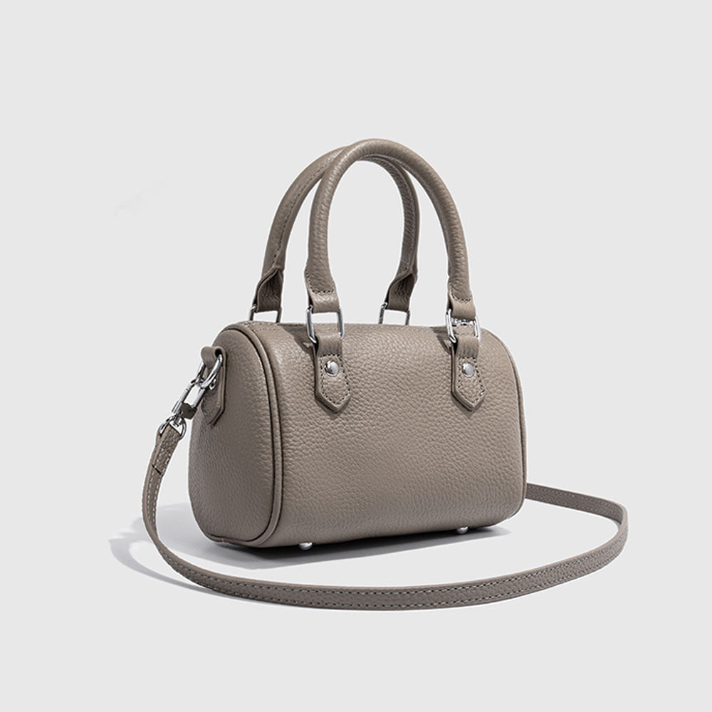 Guangzhou High-Quality Texture Genuine Leather Boston Pillow Bag for Women2024New first-layer cowhide handbag and crossbody bag