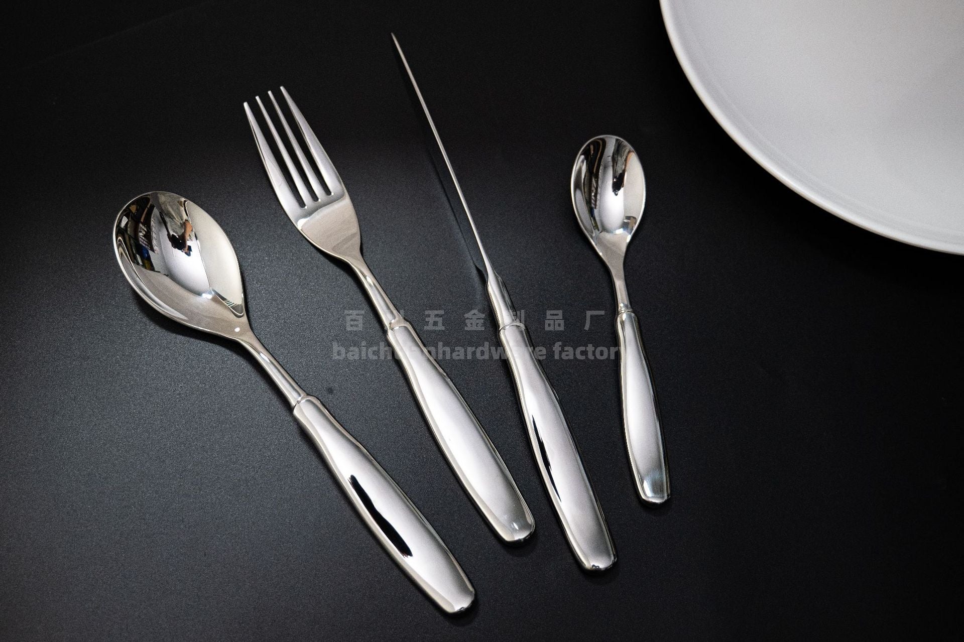 304Stainless Steel Knife Fork Spoon Thickened Tableware Western Hotel High-end Aesthetic Steak Knife Fork Spoon Forged Design