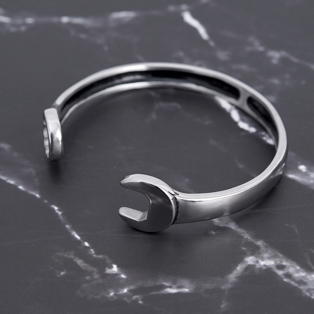 New Titanium Steel Fashion Personality Trendy Cool Men's Open Stainless Steel Wrench Bracelet Factory Wholesale