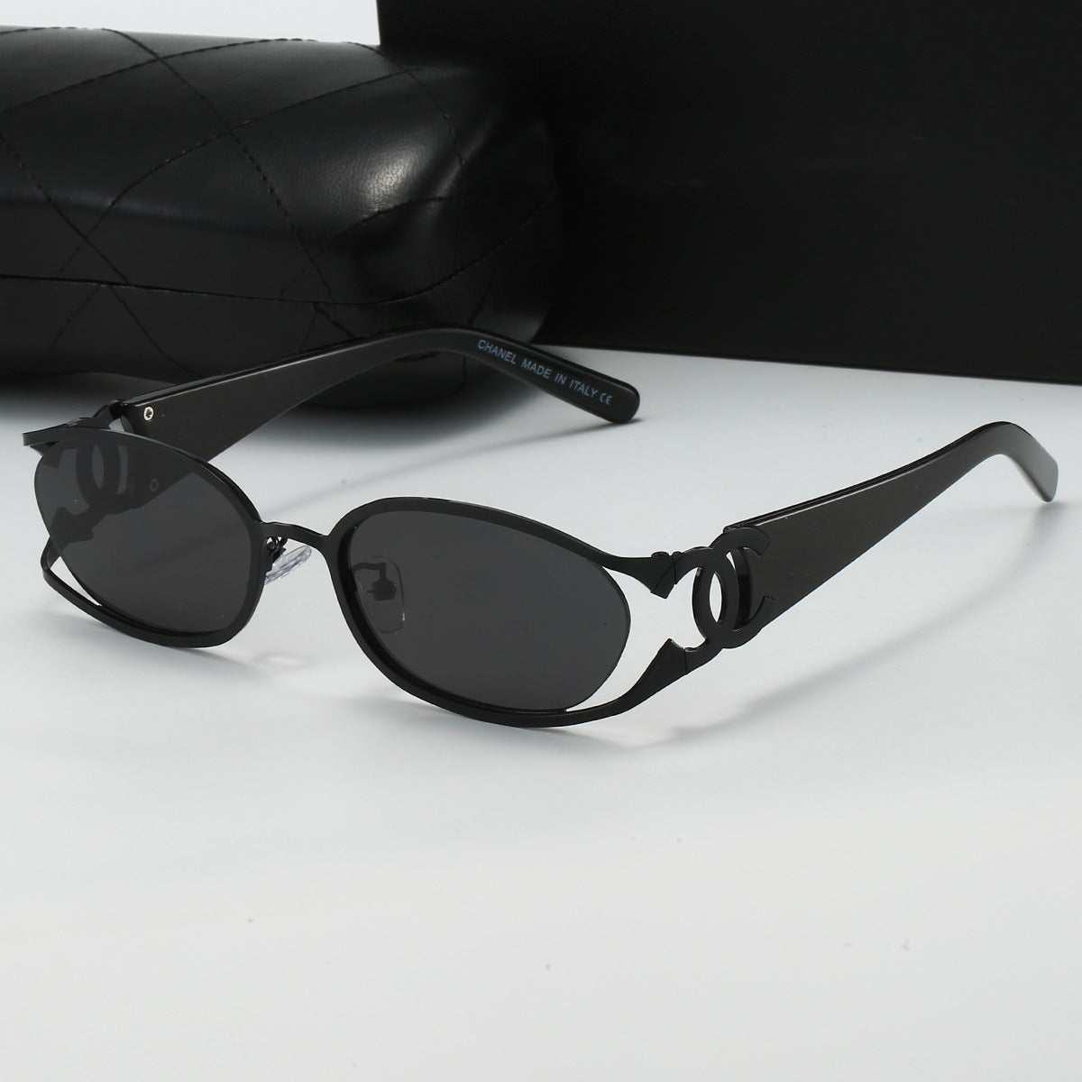 Chanel Style Double C Letter Sunglasses Metal Frame gold Hollow Temple Sunglasses for Women Oval Vintage Style Fashionable