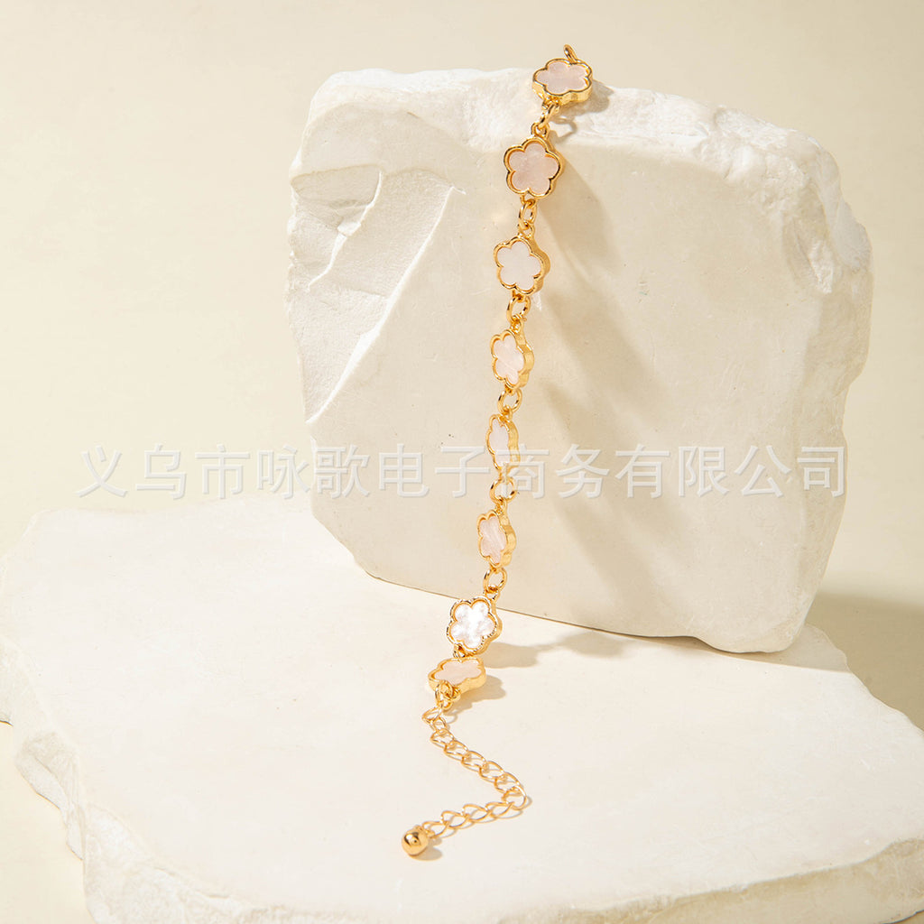 European and American Fashion Alloy Inlaid Diamond Five-Leaf Clover Bracelet Jewelry Three-Piece Set Simple Geometric Smooth Bracelet Wholesale