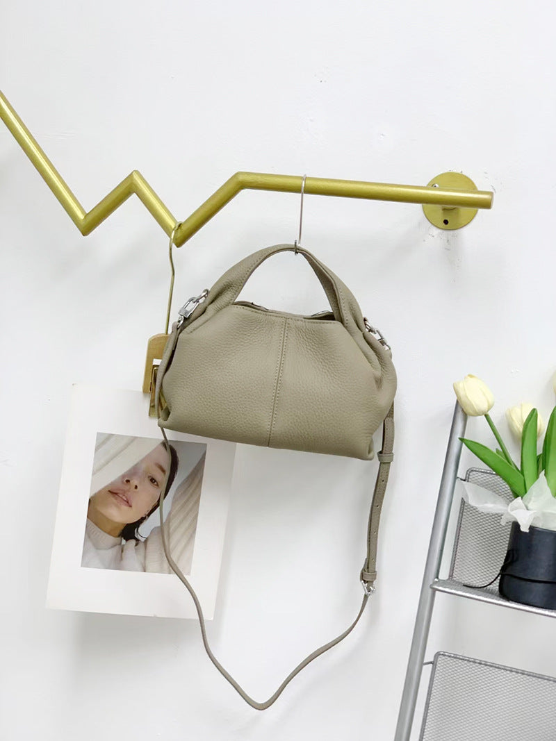 Unique Handbag2025New Handheld Cloud Genuine Leather Women's Bag Vintage Wrinkled Dumpling Bag Versatile Crossbody Bag