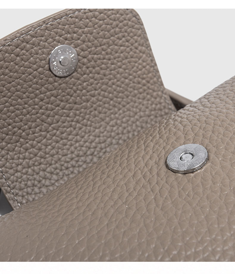 First Layer Cowhide Dumpling Bag Casual Genuine Leather Phone Bag for Women Summer Crossbody Bag Versatile Lightweight Walking Small Bag