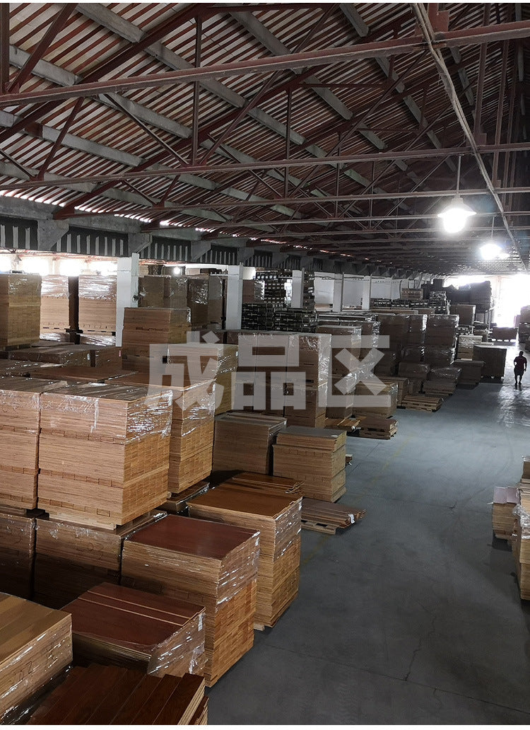 Door-to-Door Installation Old Three-Layer Large Board Pure Three-Layer Solid Wood Floor Oak Log3.0-4.0mm Underfloor Heating