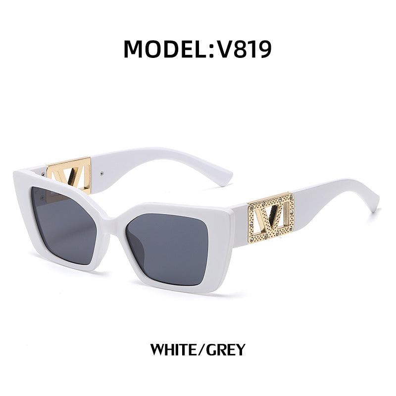European and American Fashion Small Square Frame Sunglasses for Women, High-End Trendy Cat Eye Diamond-Studded Men's Driving Sunglasses