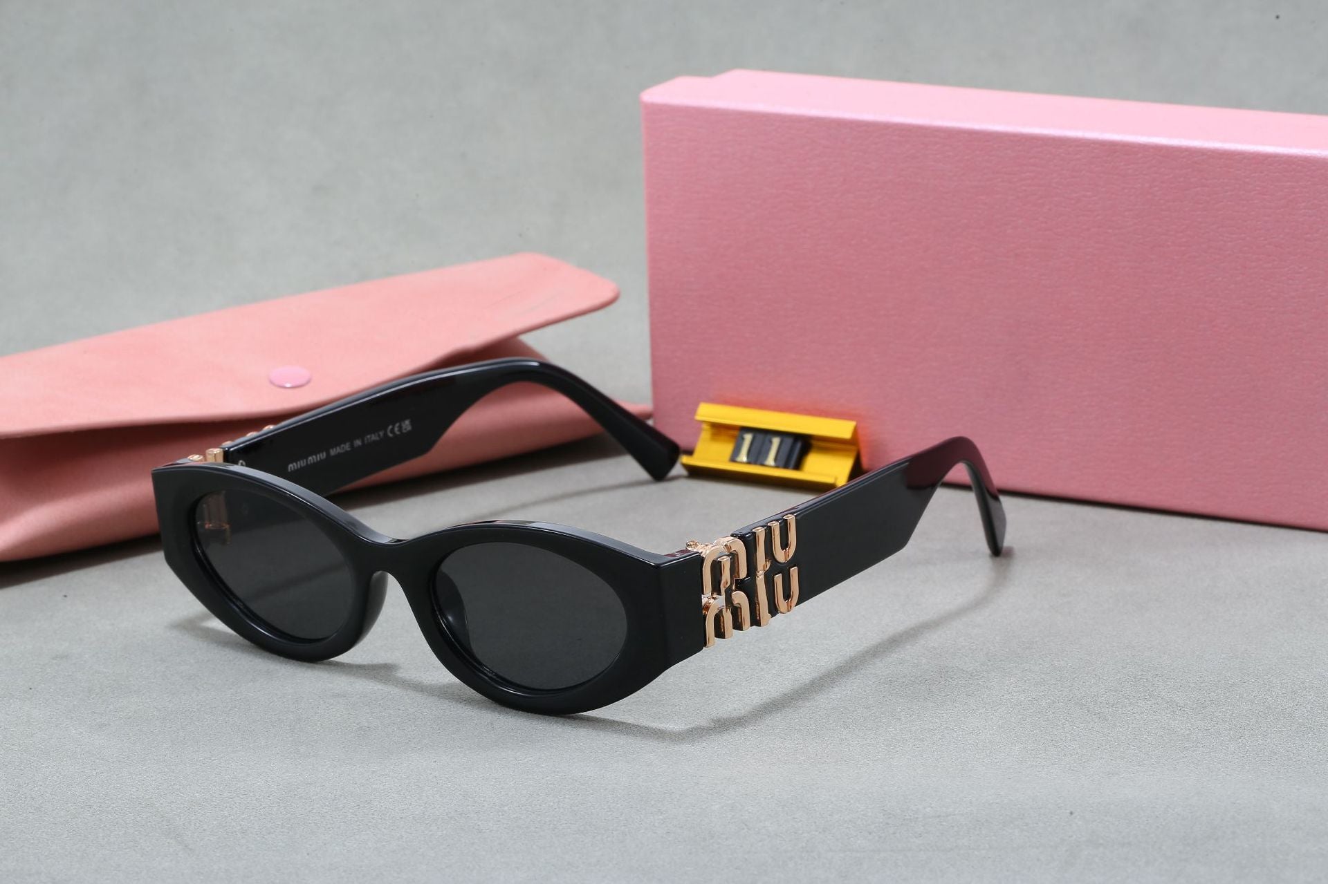 Europe and America m Letter Cat Eye Sunglasses High-End Fashion Street Style Sunglasses for Women Sun Protection Trendy Sunglasses