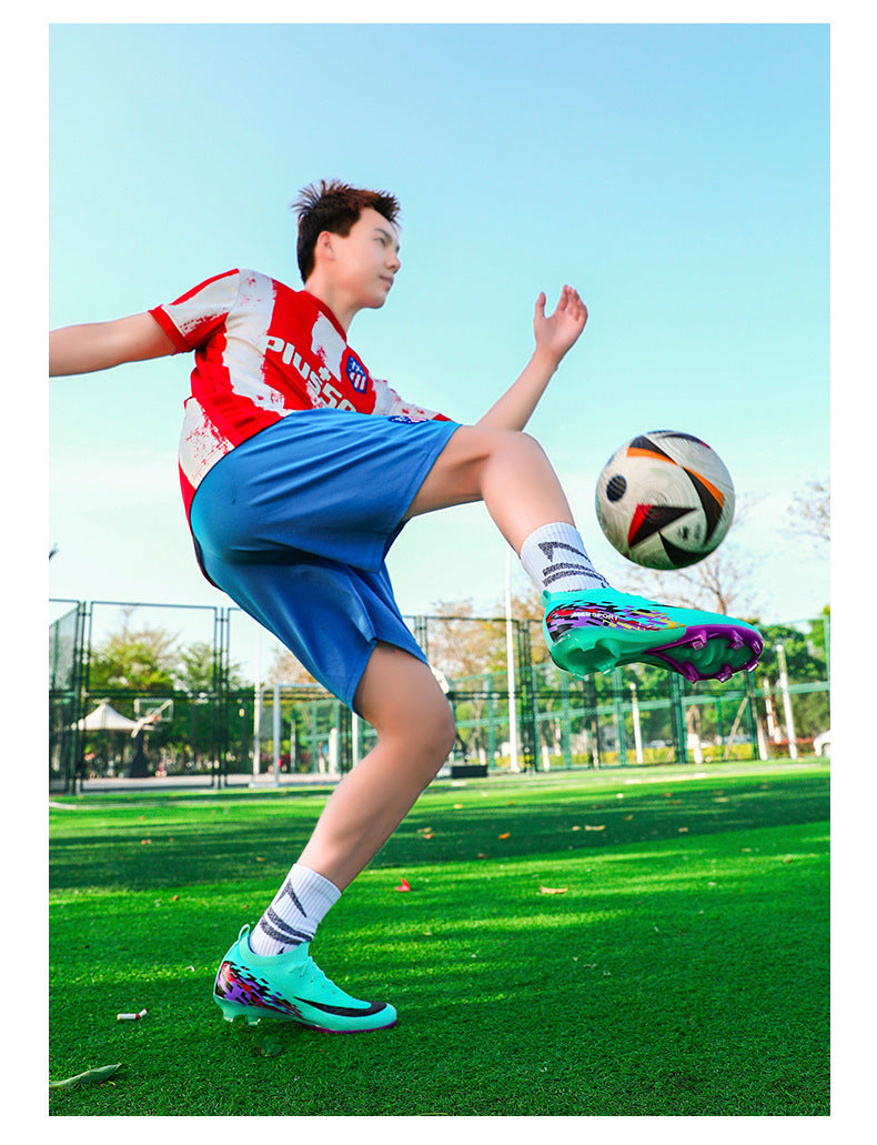 New Large Size Long Spike Football Shoes Low Top Youth Competition Training Student Football Sports Shoes