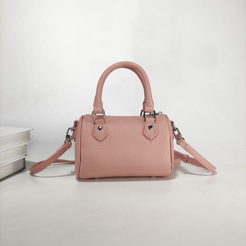 Guangzhou High-Quality Texture Genuine Leather Boston Pillow Bag for Women2024New first-layer cowhide handbag and crossbody bag