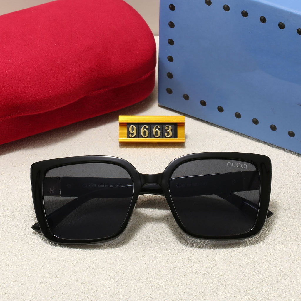 2025New Korean Style Unisex Square Sunglasses Travel Small Frame Sunglasses Internet Celebrity Fashion Personality High-end Glasses