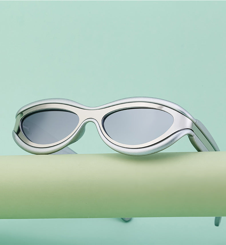 New European and American Y2K Cat Eye Sunglasses for Women Street Style Small Frame Sunglasses for Men Trendy Wholesale sunglasse