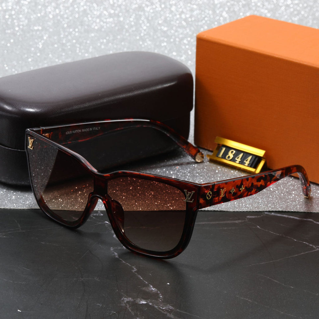 Europe and America L Home Style Sunglasses Fashionable Unisex Versatile Windproof Sunglasses Unique Candy Colors PC Glasses