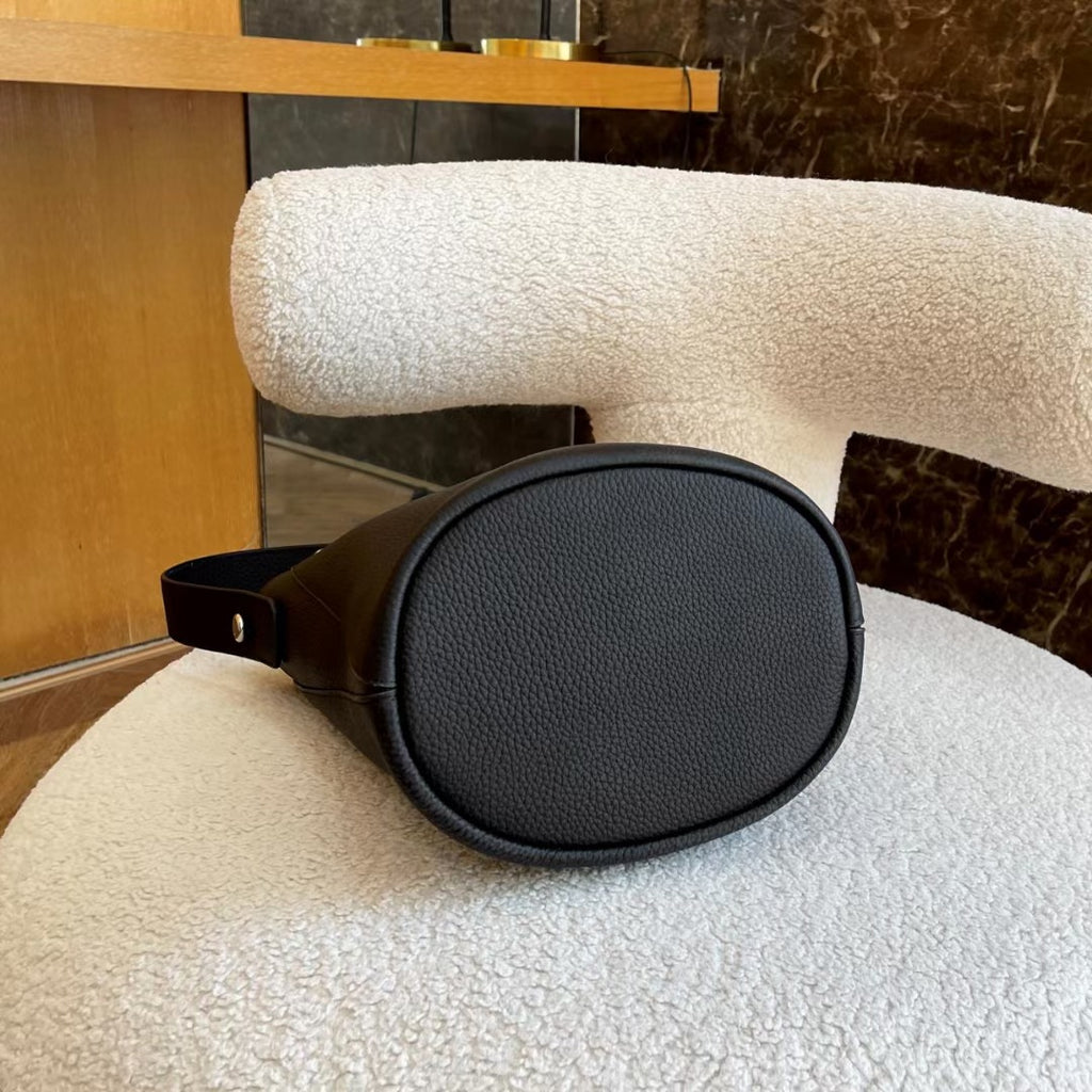 Guangzhou Genuine Leather Women's Bag Large Capacity Tote Bag Top Layer Cowhide Bucket Bag Handheld Shoulder Crossbody Bag Trendy