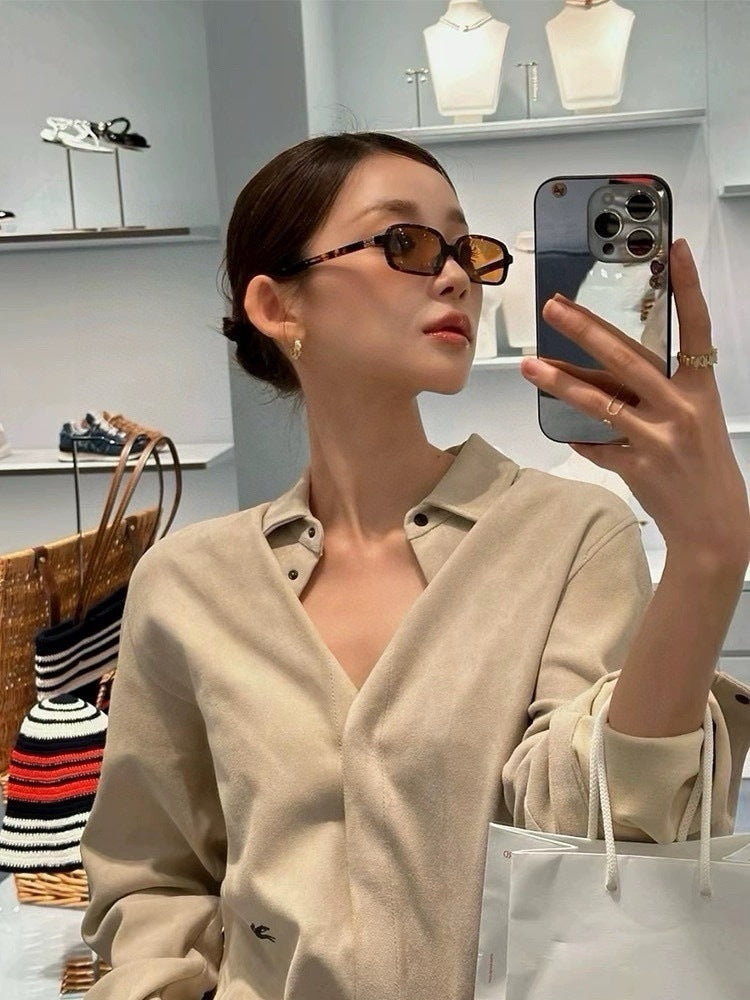 New miu Women's Sunglasses High-end Tortoiseshell Bookworm Sunscreen Sunglasses Wholesale Outdoor Street Photography Travel Glasses