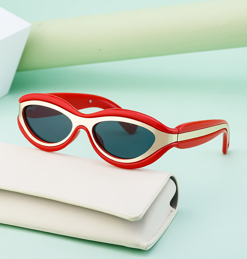 New European and American Y2K Cat Eye Sunglasses for Women Street Style Small Frame Sunglasses for Men Trendy Wholesale sunglasse