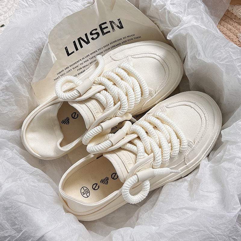 Women's Canvas Shoes with Heel Step and Half Slipper Design2025Summer New Niche Original Versatile White Sneakers to Match Dresses Women's Shoes