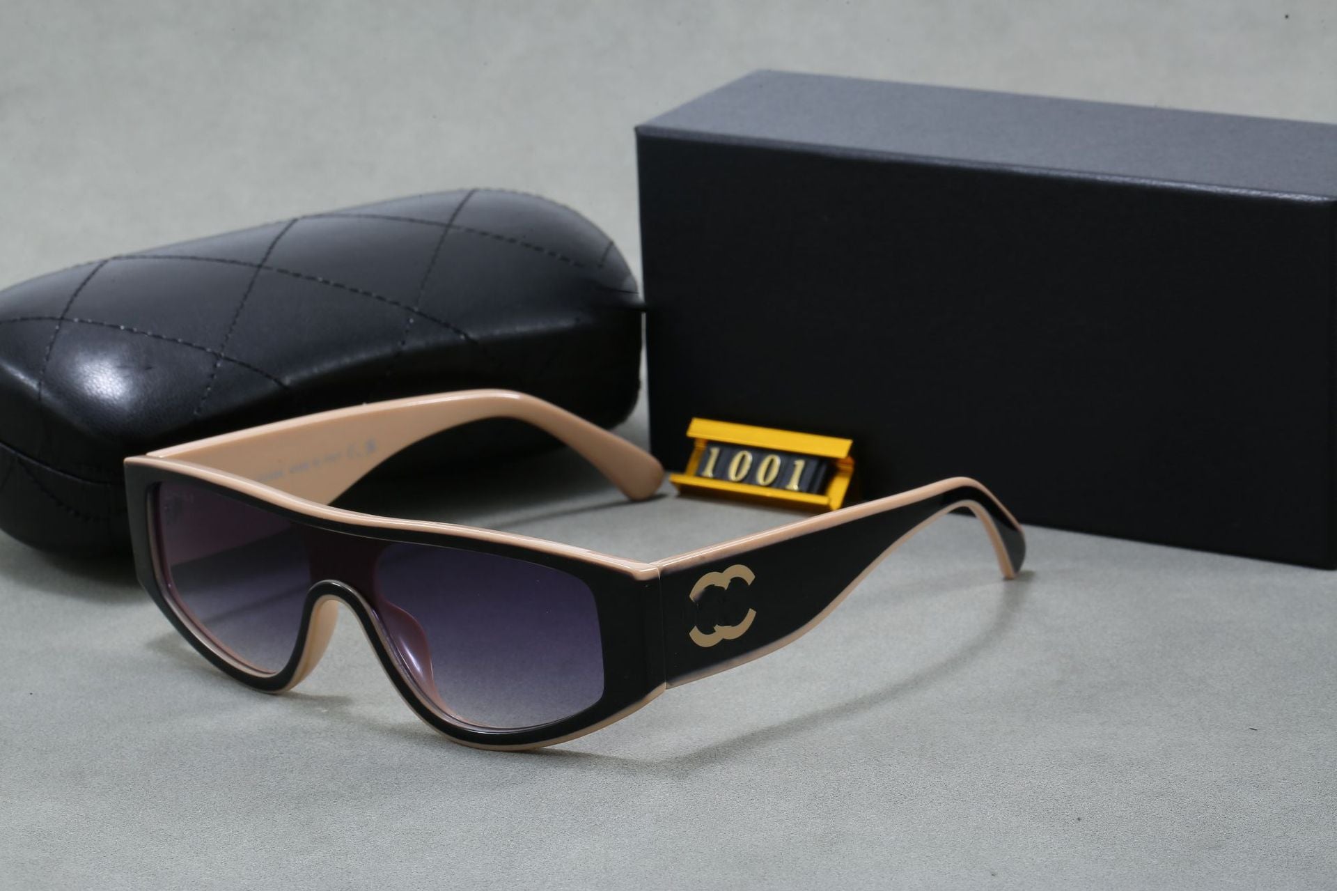 2025European and American Fashion New Cat Eye Sunglasses Chanel Style High-end Feel Unisex Sunglasses1001