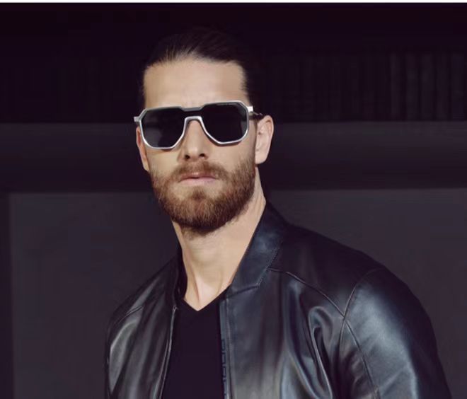 Irregular Steampunk Style Sunglasses European and American Metal Full Frame Integrated Sunglasses for Men Driving Glasses Wholesale