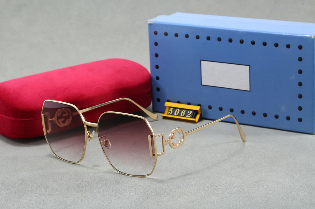 Europe and America2025New Fashion Square Polarized Sunglasses for Women, High-End Outdoor Street Style Metal Sunglasses for Women