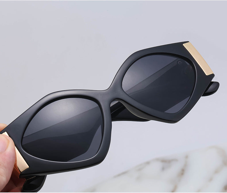 European and American style sunglasses for women trendy high-end feel ins Trendy Fashion Sunglasses for Women Wholesale sunglasses