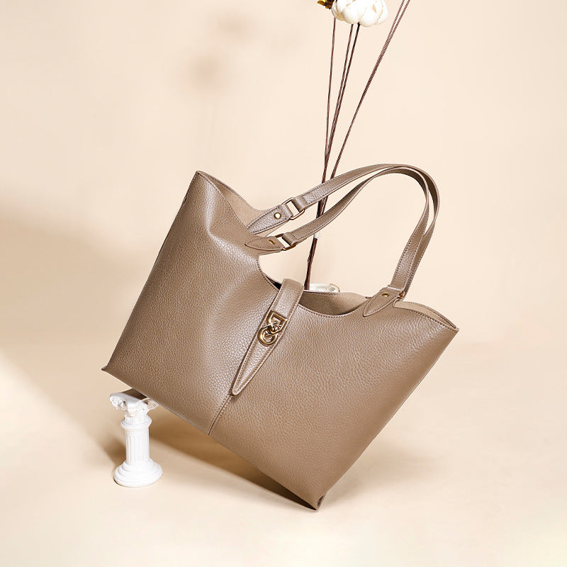 European and American Trendy High-End Single Shoulder Fashion Women's Bag Versatile Handbag Basket Bag Light Luxury Niche Commuter Crossbody Bag