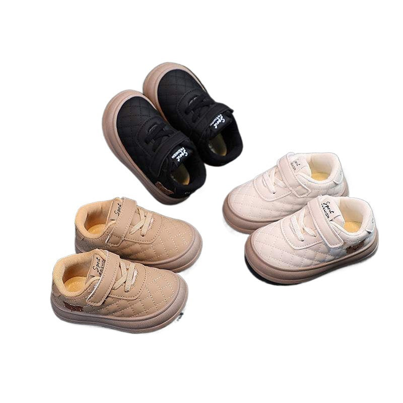 2025Spring and Autumn New Children's Sports Shoes Boys' Shoes Girls' Casual Sneakers Baby Cartoon Bear Outdoor Leather Shoes