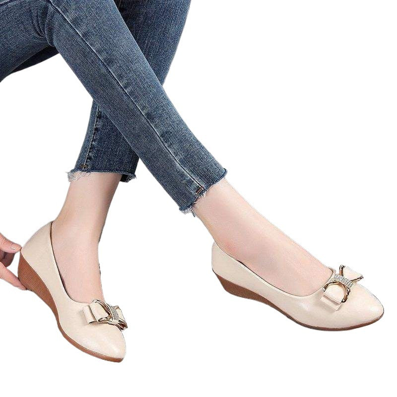 Pumps Women2025Spring New Versatile Women's Loafers British Style Flat Rhinestone Moccasins Durable Sole Women's Shoes