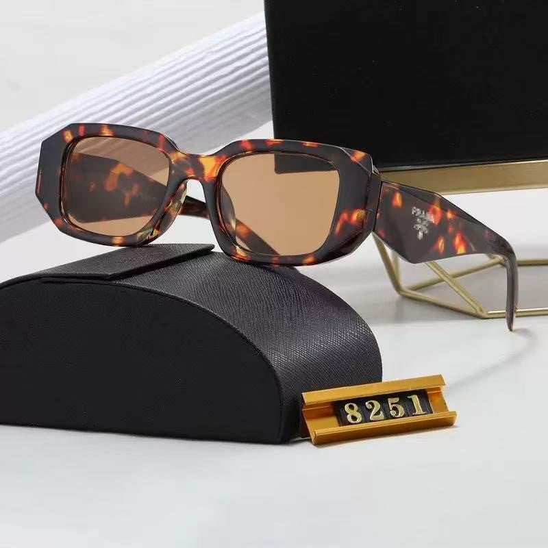 New P Home Sunglasses Europe and America ins Fashion Trade Sunglasses Cat Eye Small Frame Retro High-end Feel2660Same Style