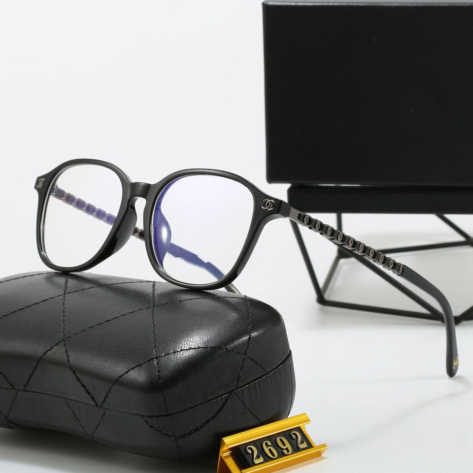 CH2692Xiaoxiang Internet Celebrity Style Woven Chain Large Frame Glasses Slimming Black Frame No-Makeup Magic Can Be Paired with Prescription Lenses for Women